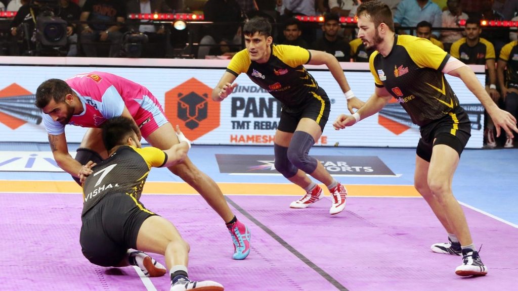 Most Super Tackles In Pro Kabaddi Know Top Defenders